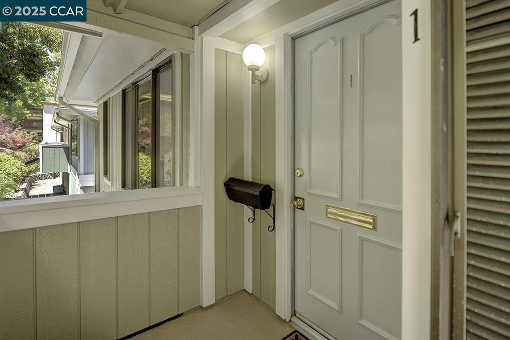 ROSSMOOR - Residential