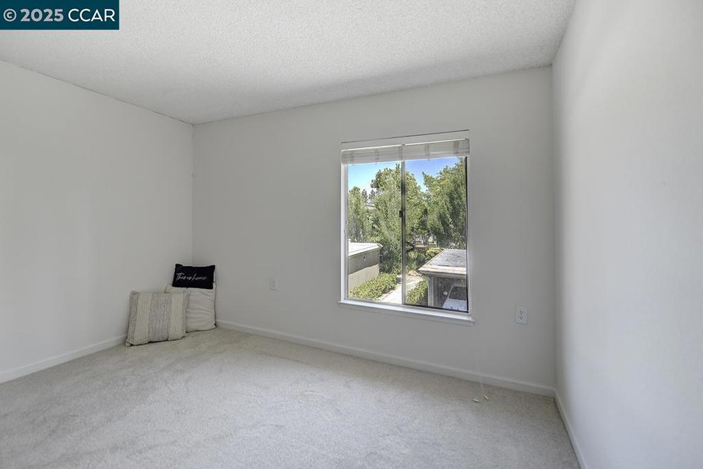 ROSSMOOR - Residential