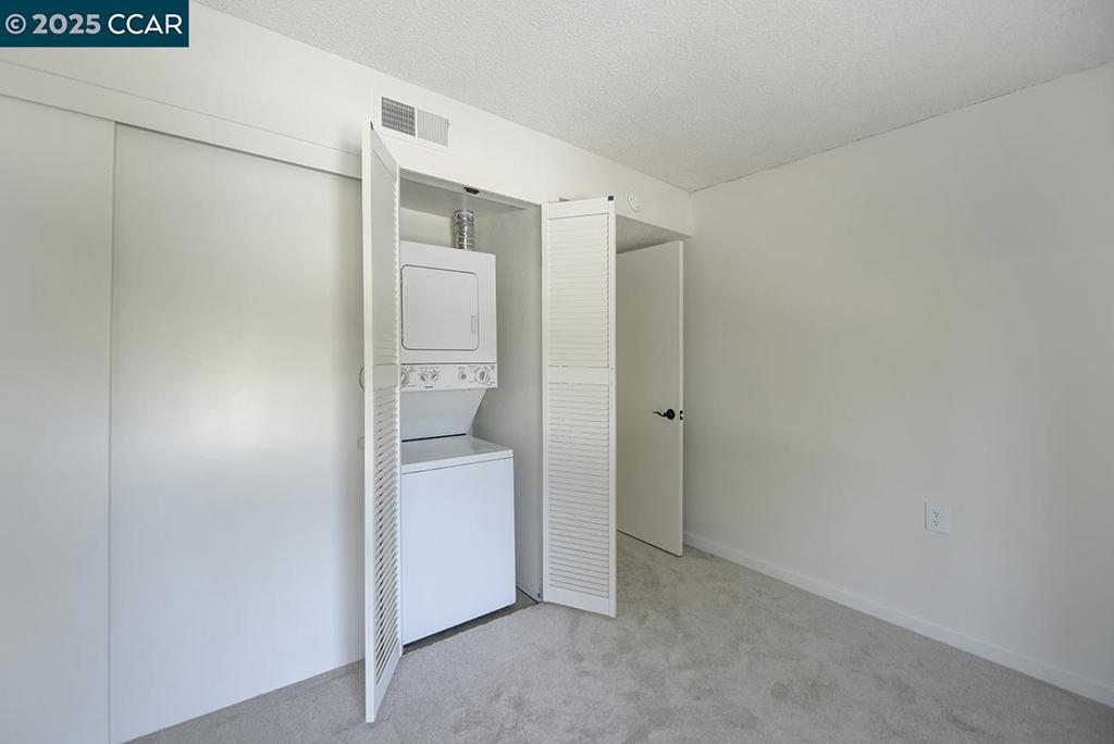 ROSSMOOR - Residential