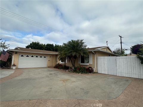 8501 Orinda Circle Huntington Beach CA 92647