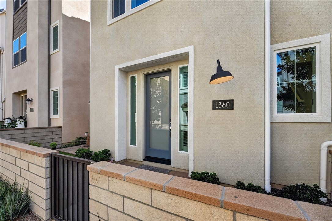 1360 Windmill Road 1360 Windmill Road