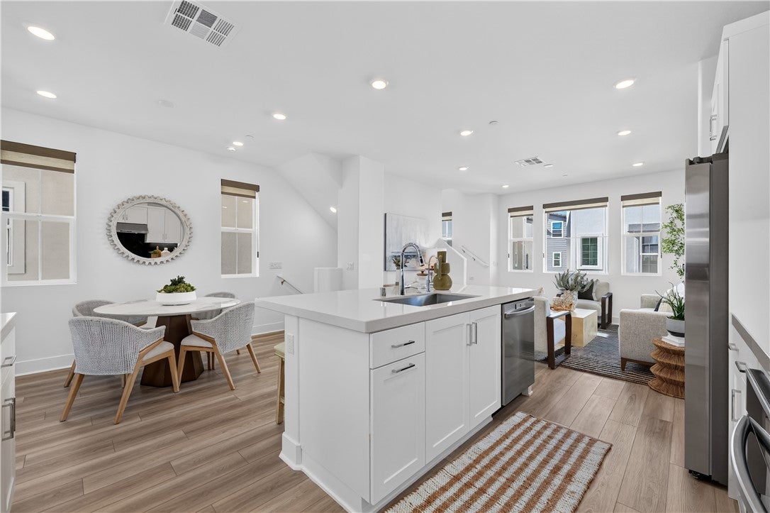 1360 Windmill Road 1360 Windmill Road