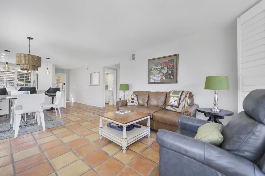 Sunrise C.C. - Residential