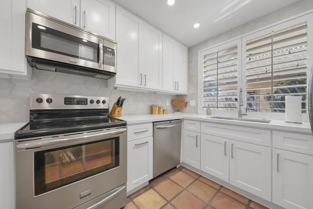 Sunrise C.C. - Residential