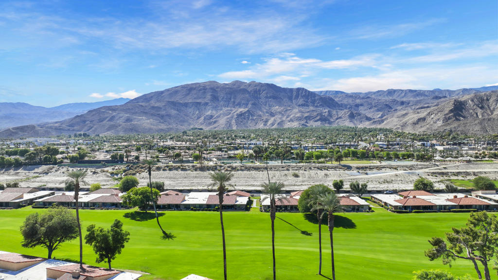 Sunrise C.C. - Residential