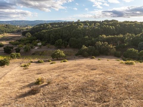 Tiny photo for 4242 Las Tablas Willow Creek Road, Paso Robles, CA 93446 (MLS # NS25221550)