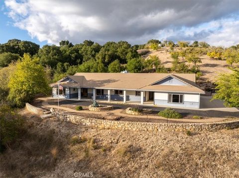 Tiny photo for 4242 Las Tablas Willow Creek Road, Paso Robles, CA 93446 (MLS # NS25221550)