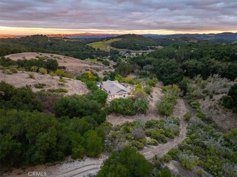 Tiny photo for 4242 Las Tablas Willow Creek Road, Paso Robles, CA 93446 (MLS # NS25221550)