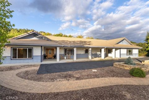 Tiny photo for 4242 Las Tablas Willow Creek Road, Paso Robles, CA 93446 (MLS # NS25221550)