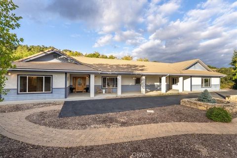 Tiny photo for 4242 Las Tablas Willow Creek Road, Paso Robles, CA 93446 (MLS # NS25221550)