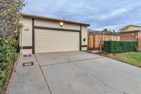 Photo of 1680 Seville Street, Salinas, CA 93906 (MLS # ML82030090)