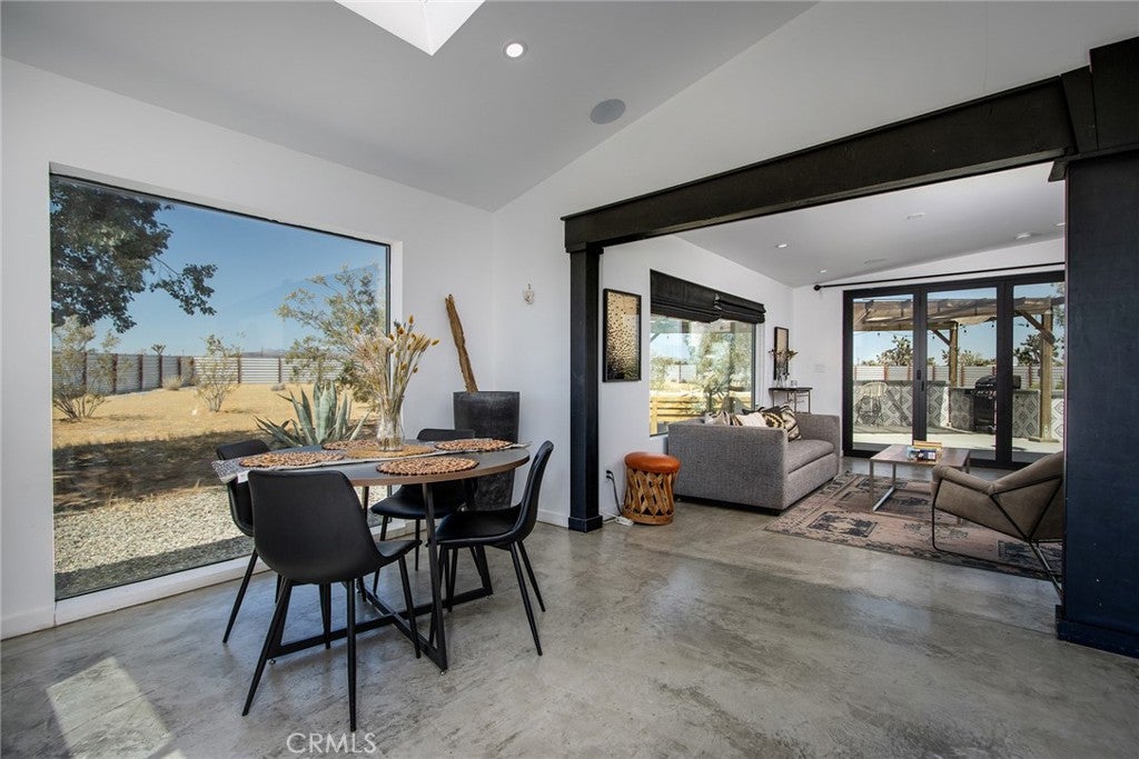 1564 Luna Mesa Road