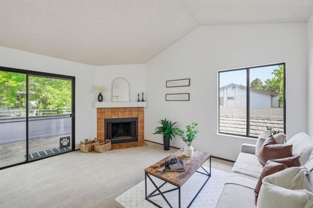 Photo of 6290 Joaquin Murieta Avenue #D, Newark, CA 94560 (MLS # ML82043250)