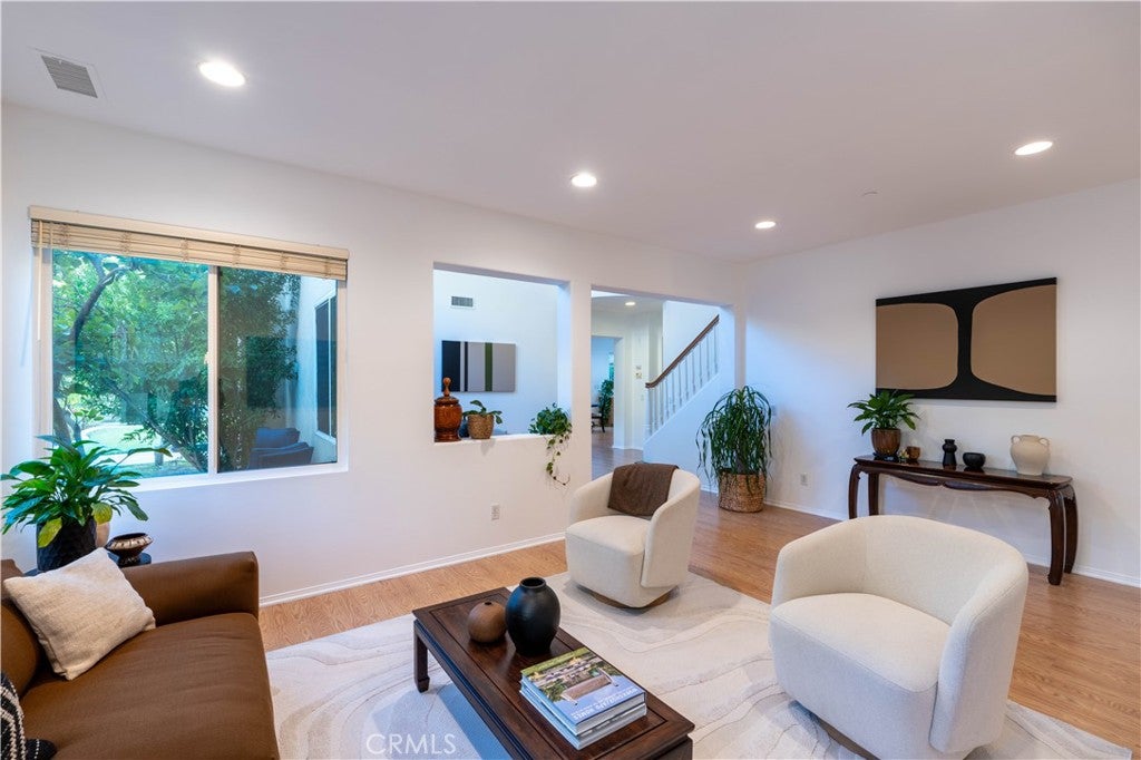 22 Moonridge Court