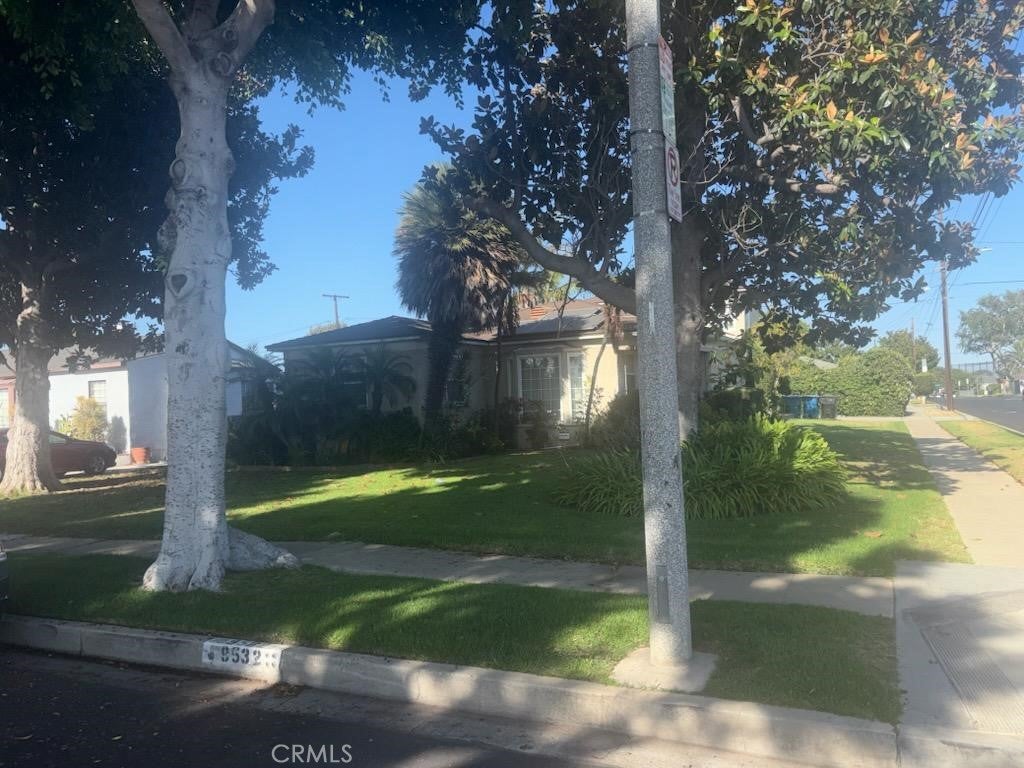 9532 S 4th