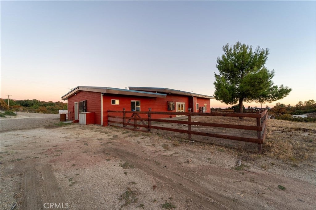 37626 Cruces