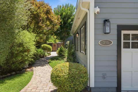 Photo of 341 Arlington Road, Redwood City, CA 94062 (MLS # ML82057696)
