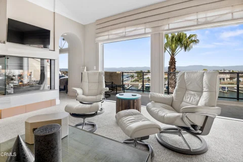 1758 Emerald Isle Way, Oxnard, CA 93035 - MLS#: V1-36521