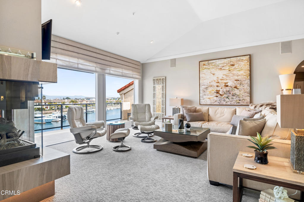 Properties 1758 Emerald Isle Way