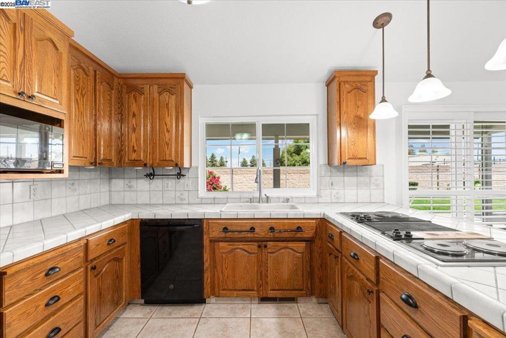 BOJOLI ESTATES - Residential