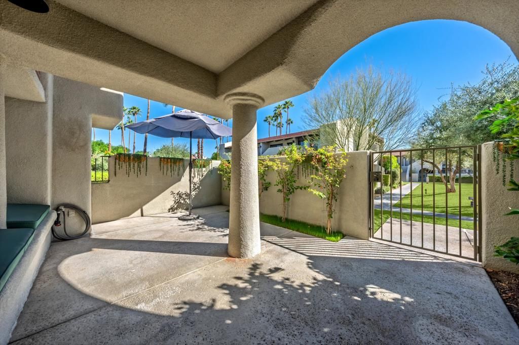 Photo of 1100 E Amado Road #15d1, Palm Springs, CA 92262 (MLS # 219136660DA)