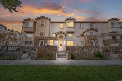 Photo of 231 Vermont Court, El Cajon, CA 92020 (MLS # PTP2508954)