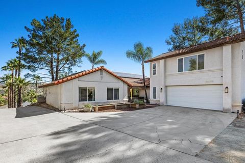 Photo of 23969 Nectar Way Way, Ramona, CA 92065 (MLS # 260009308SD)
