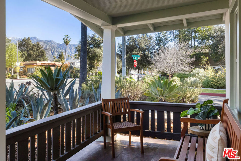 1006 E Orange Grove Boulevard