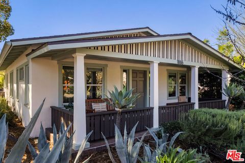 Photo of 1006 E Orange Grove Boulevard, Pasadena, CA 91104 (MLS # 26650373)