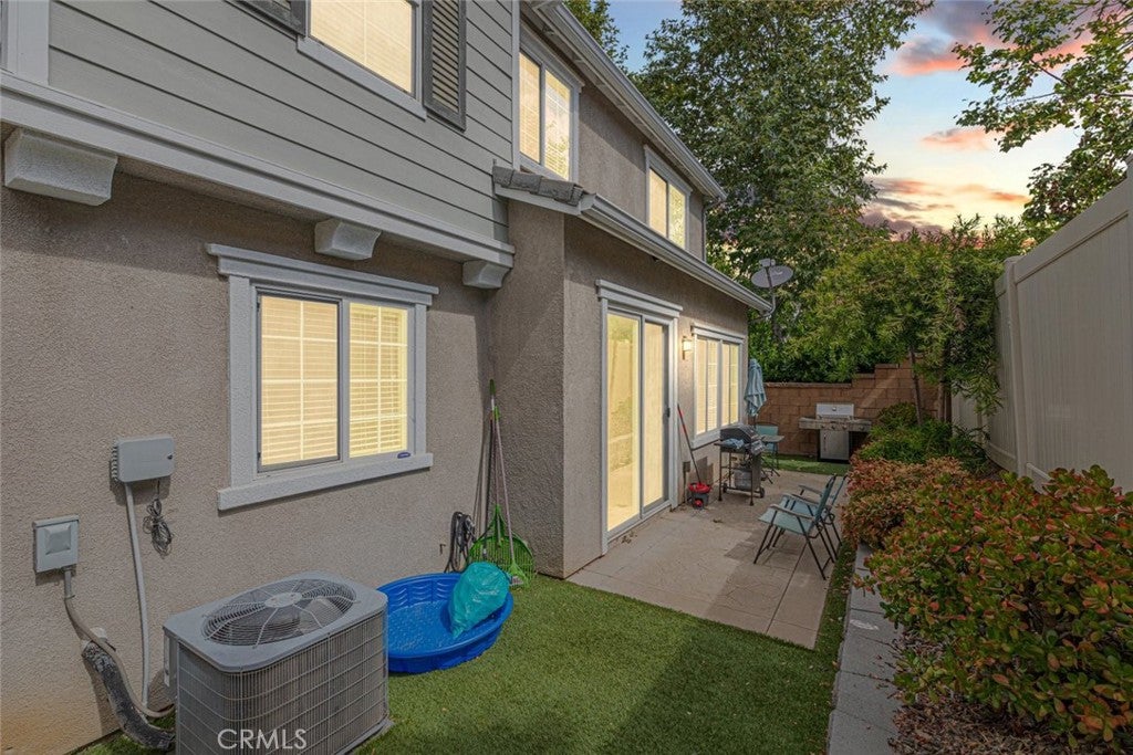 1115 S Magnolia