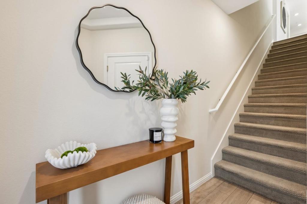 6571 Vision Court