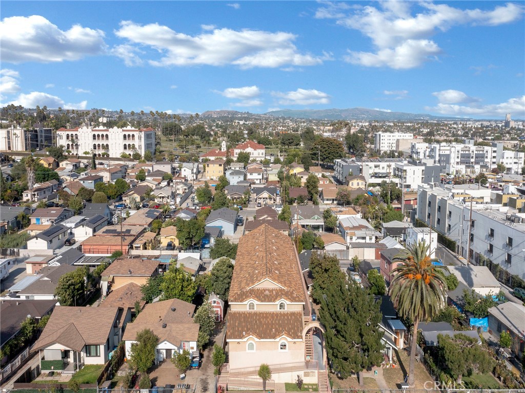 816 S Record Avenue