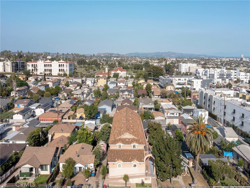 816 S Record Avenue