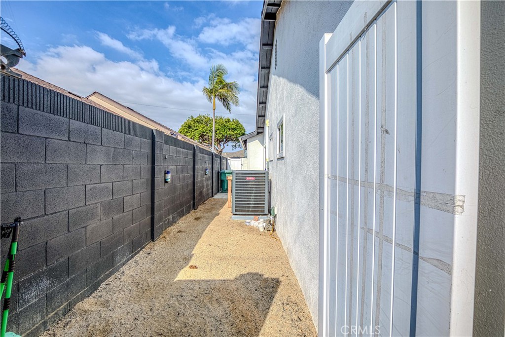 Sunkist Plaza (SUNK) - Residential