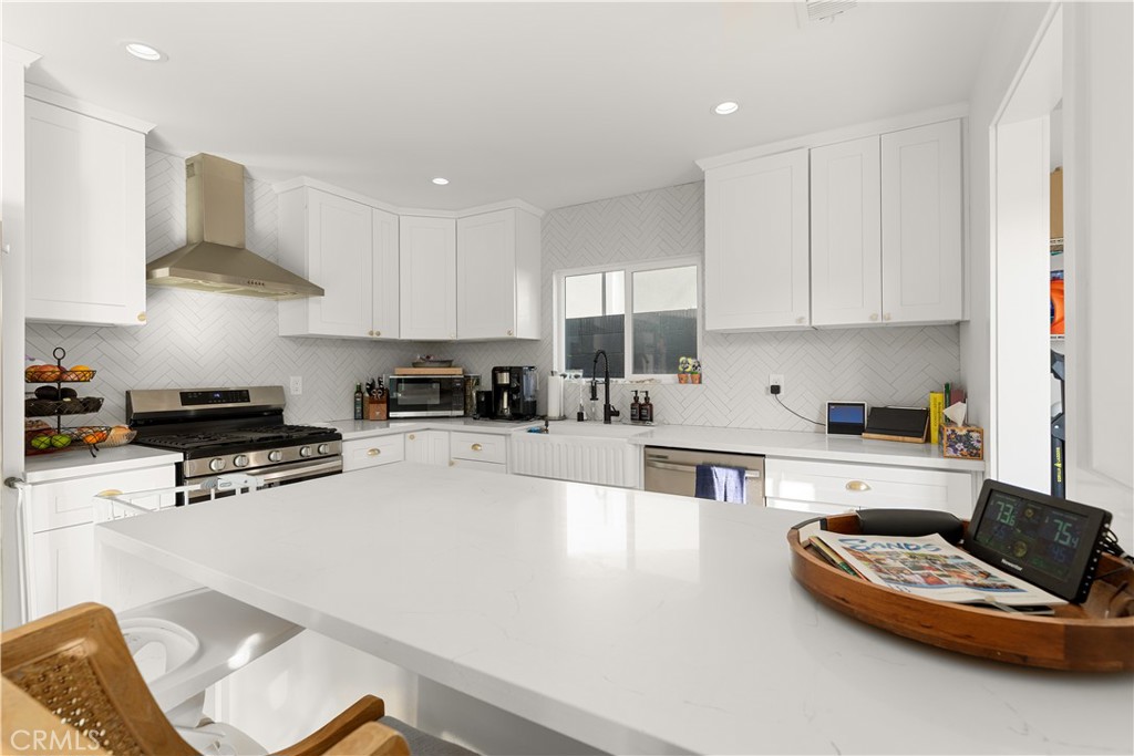 Sunkist Plaza (SUNK) - Residential