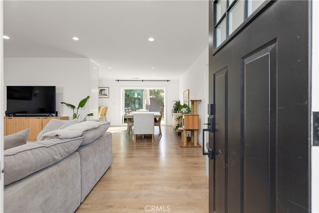 Sunkist Plaza (SUNK) - Residential