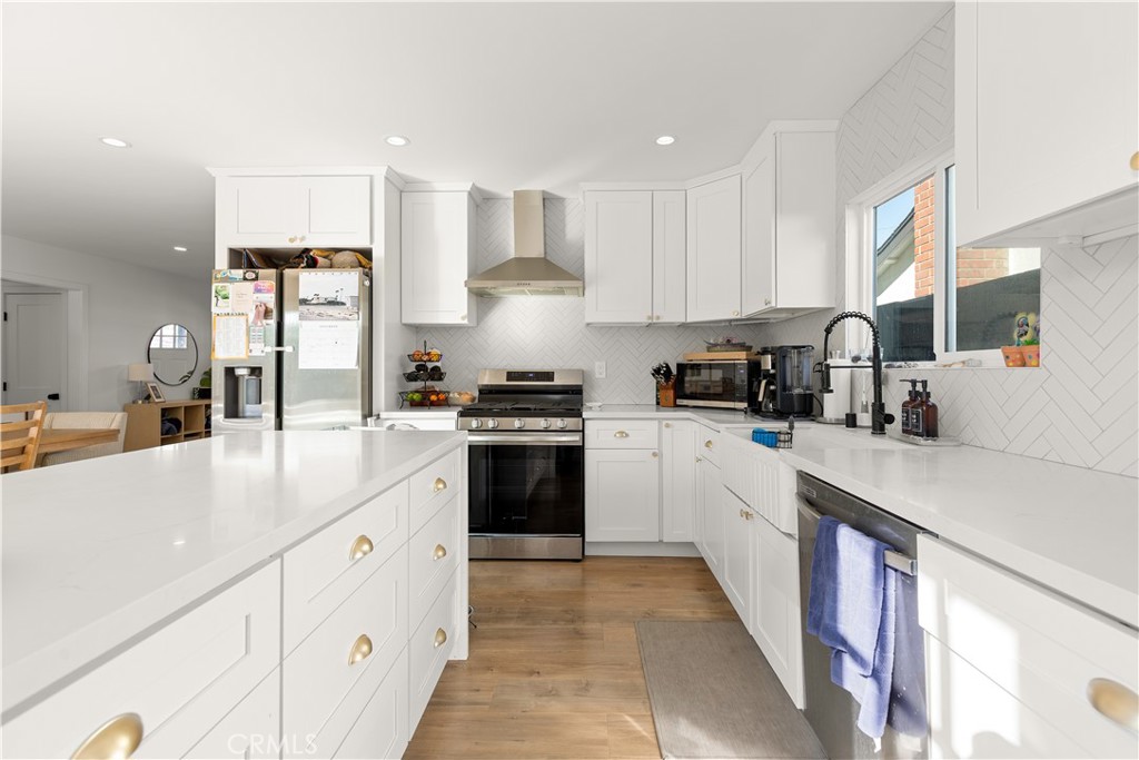 Sunkist Plaza (SUNK) - Residential