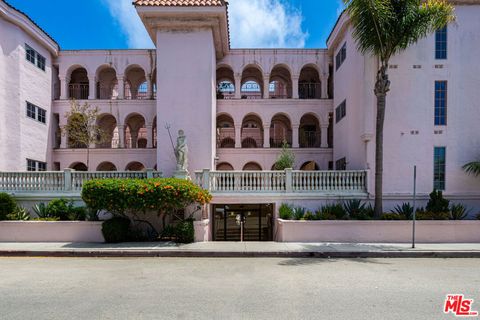 Tiny photo for 6220 Pacific Avenue #303, Playa Del Rey, CA 90293 (MLS # 25623243)