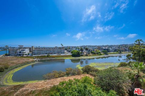 Tiny photo for 6220 Pacific Avenue #303, Playa Del Rey, CA 90293 (MLS # 25623243)