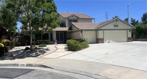 Photo of 41202 Elsdale Pl, Palmdale, CA 93551 (MLS # SR26093435)