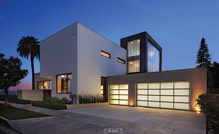 2767 E Ocean Long Beach CA 90803