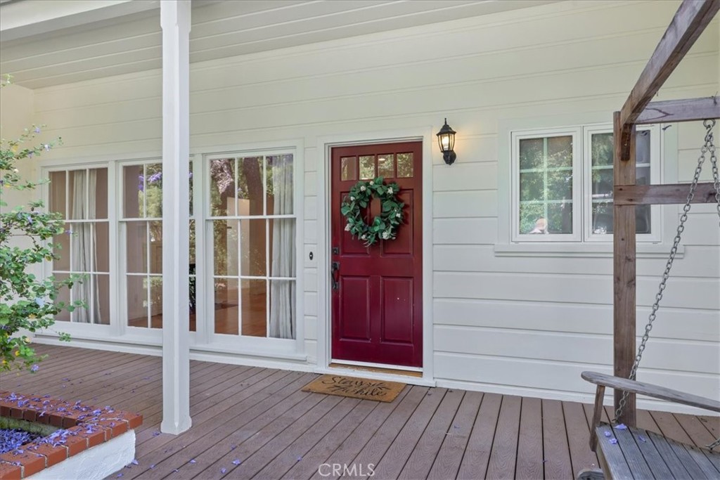 Properties 1 11 Dapplegray Lane