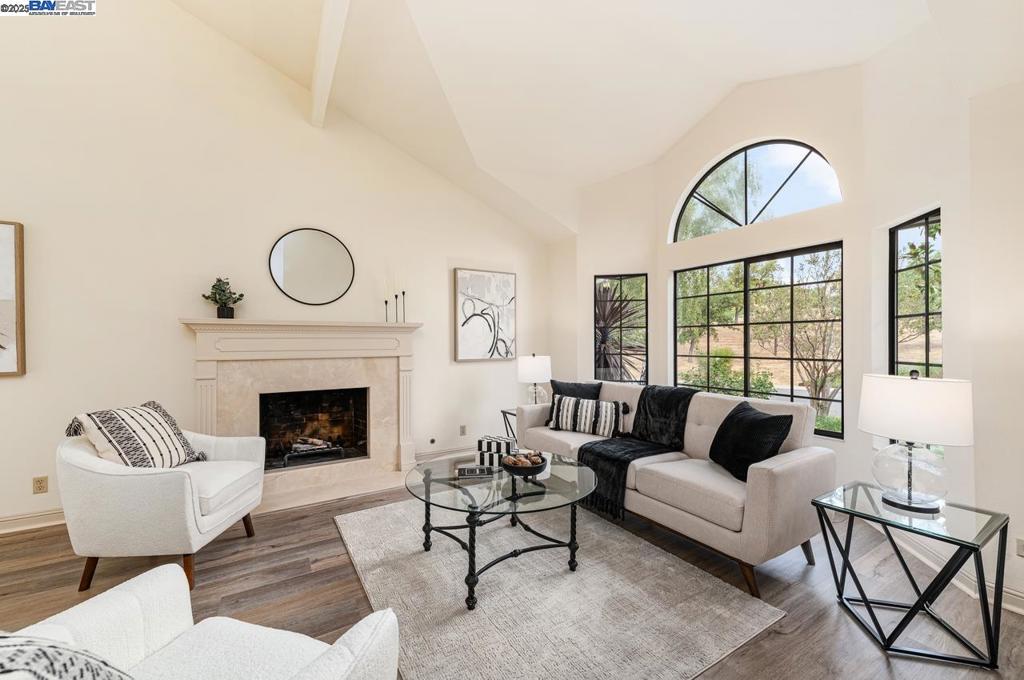 VINTAGE HILLS II - Residential