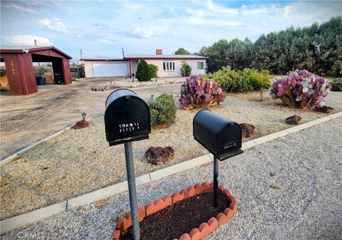 Photo of 14121 Lakota RD, Apple Valley, CA 92307 (MLS # CV26147115)
