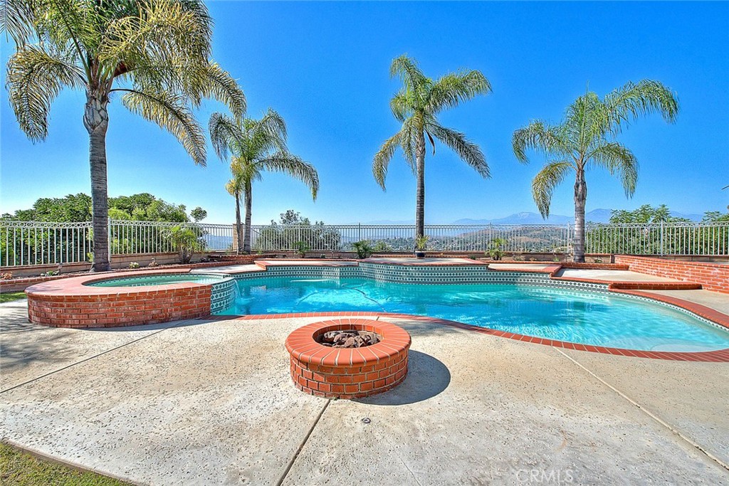 23803 Gold Rush Drive