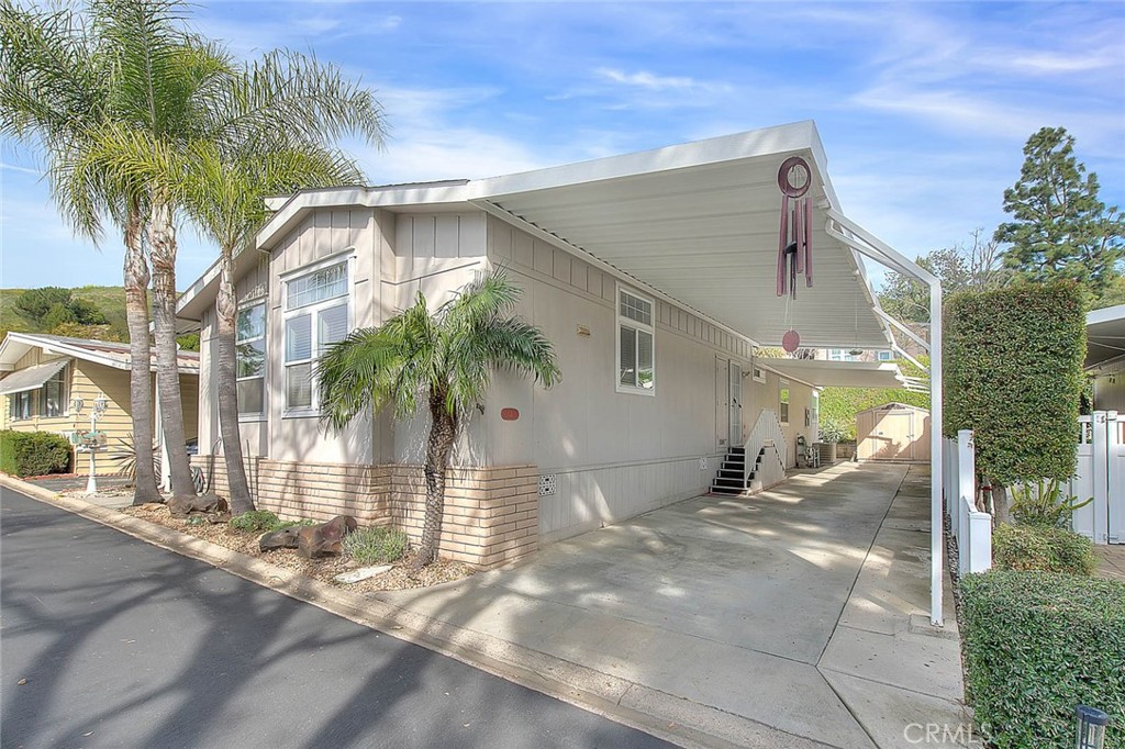 1850 Fairway Dr 61