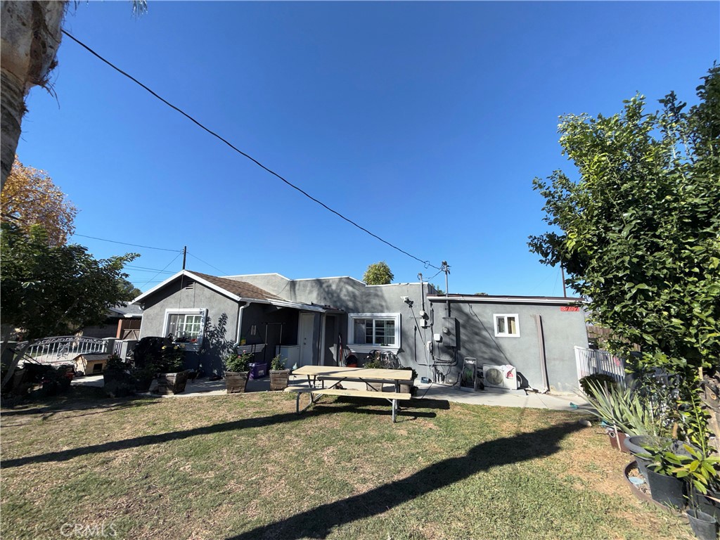 3707 Vineland Avenue