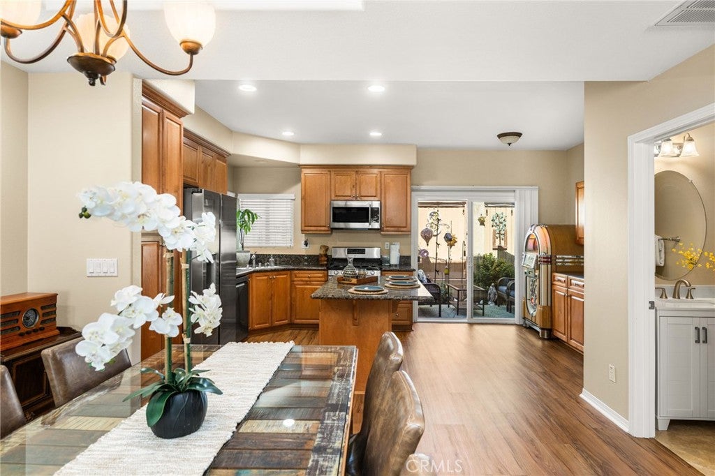 5913 Cypress Point