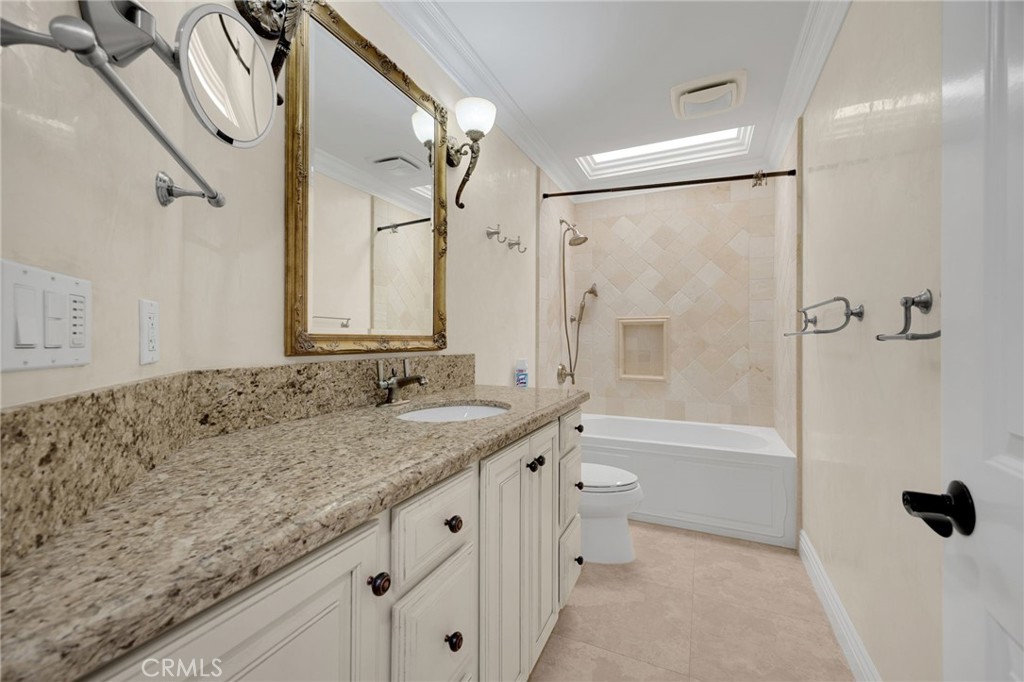 / - Residential Lease