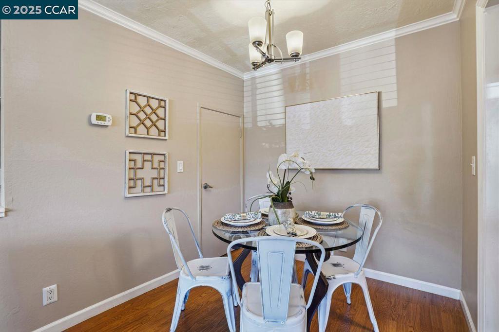 DEL RIO COURT - Residential